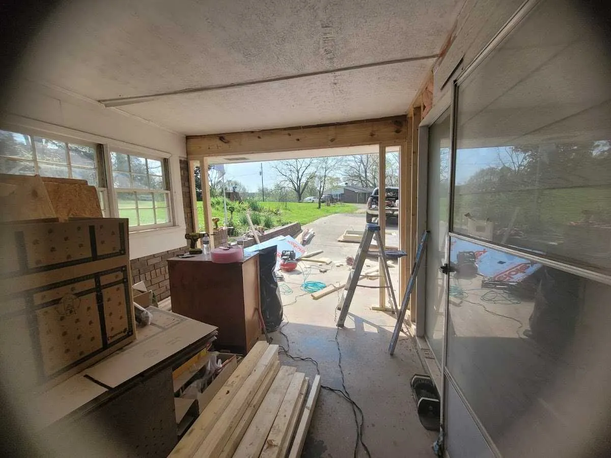 Air movers and dehumidifier for Water Mitigation Services in Meredith